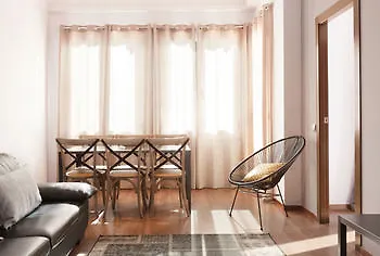 Easysleep Eixample Апартаменты *